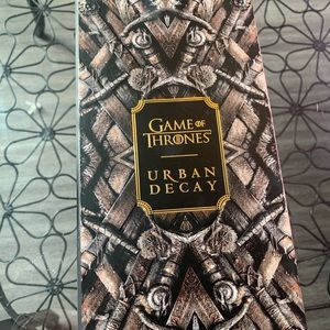 Urban Decay Game of Thrones Pallete